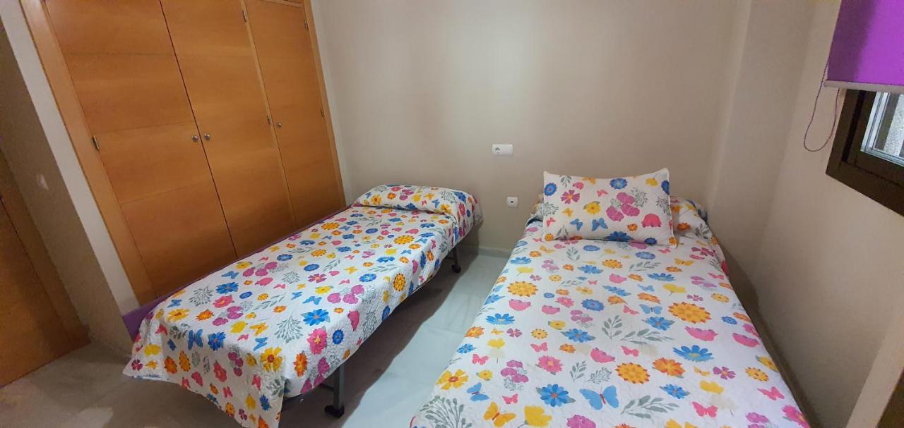 Apartamento Ciudad De ロタ エクステリア 写真